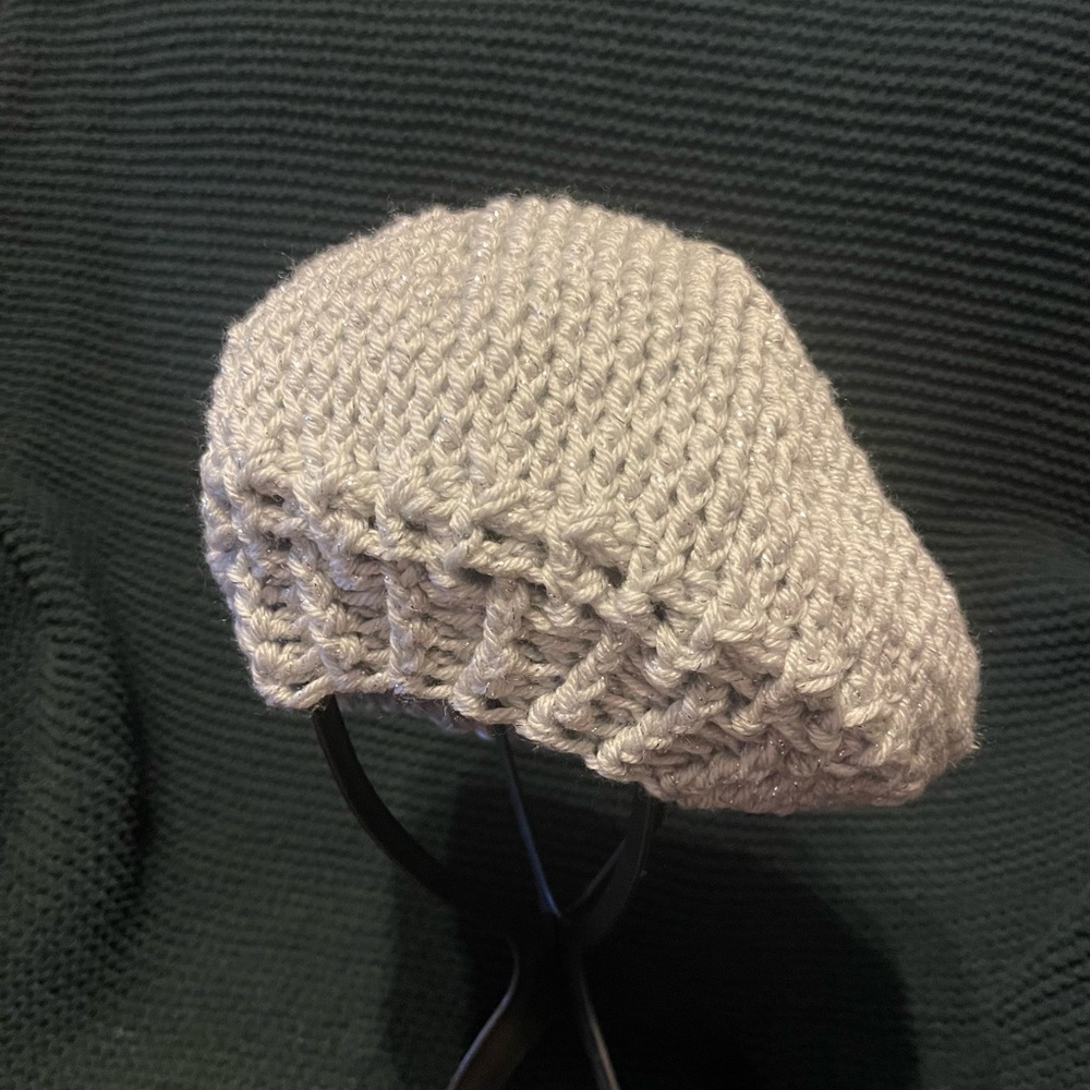 Stylish silver Knit Beret